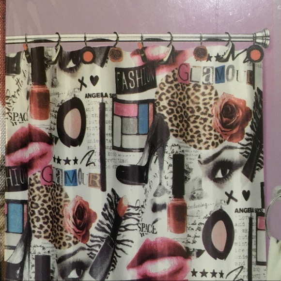 Diva Fashionista Shower Curtain Fashion Hooks Set of 12 Resin Hooks - Picture 8 of 11